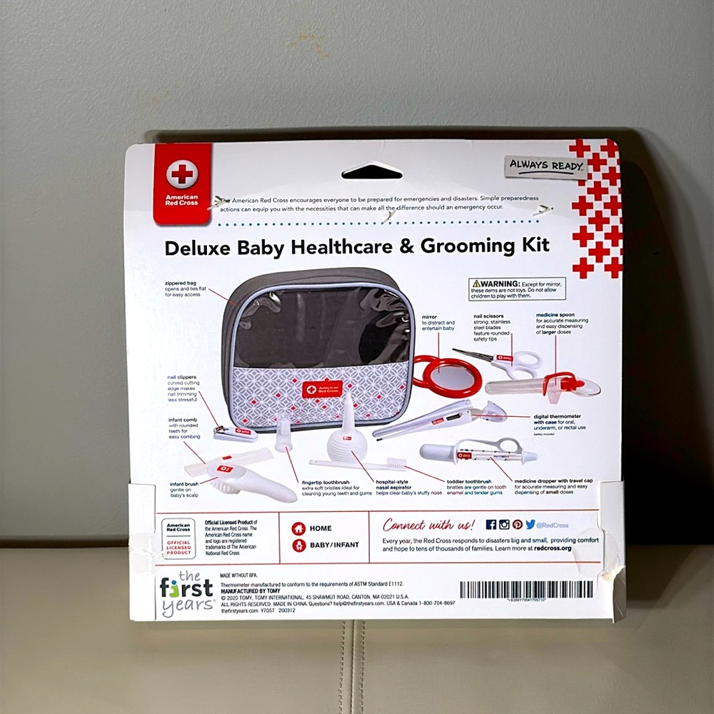 American Red Cross Deluxe Health and Grooming Kit. Brand new, never opened. - Picture 2 of 3